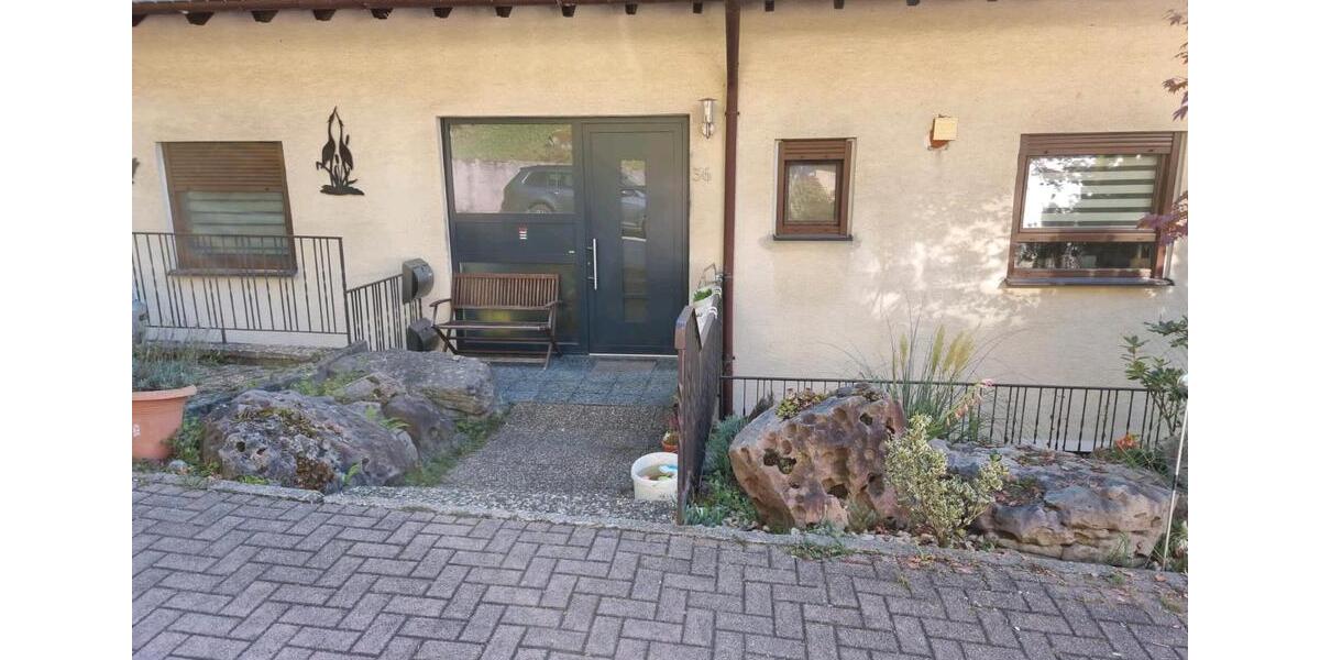 Erdgeschoßwohnung Höfen an der Enz - 4 Zimmer, 110 m&sup2;, 297.000&euro; | Angebot:10858475