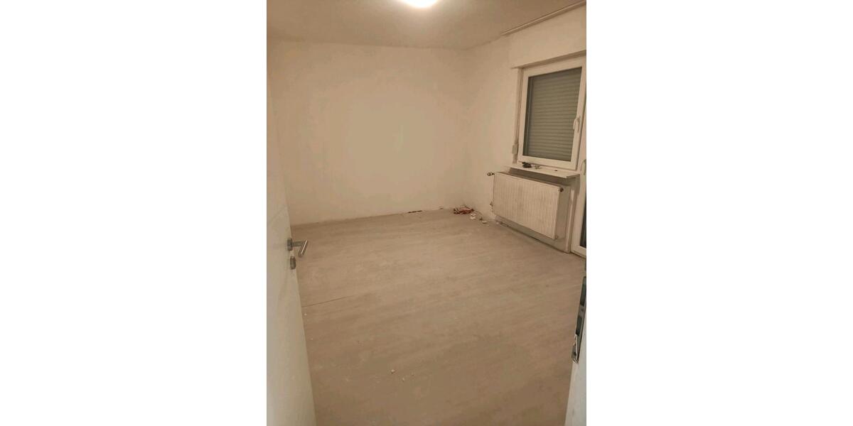 Einfamilienhaus Loffenau - 7 Zimmer, 130 m&sup2;, 1.230&euro; | Angebot:25477616