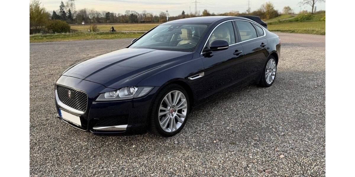 Jaguar XF 205.000 km 12.500 &euro; Achern 77855