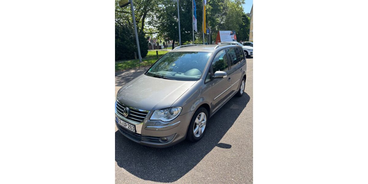 VW Touran 288.000 km 3.900 &euro; Gaggenau 76571