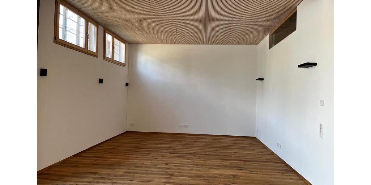 Etagenwohnung Achern - 5 Zimmer, 153 m&sup2;, 1.900&euro; | Angebot:25272121