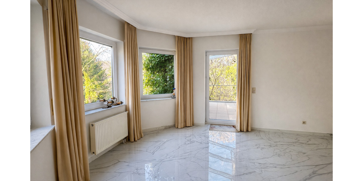 Etagenwohnung Baden-Baden Innenstadt - 5 Zimmer, 186 m&sup2;, 870.000&euro; | Angebot:25862466