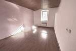 Etagenwohnung Neuenbürg - 2 Zimmer, 45 m&sup2;, 48.000&euro; | Angebot:25731119