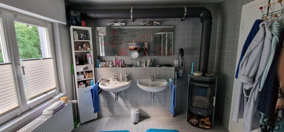 Mehrfamilienhaus, Wohnhaus Neuenbürg - 8 Zimmer, 246 m&sup2;, 820.000&euro; | Angebot:25940918