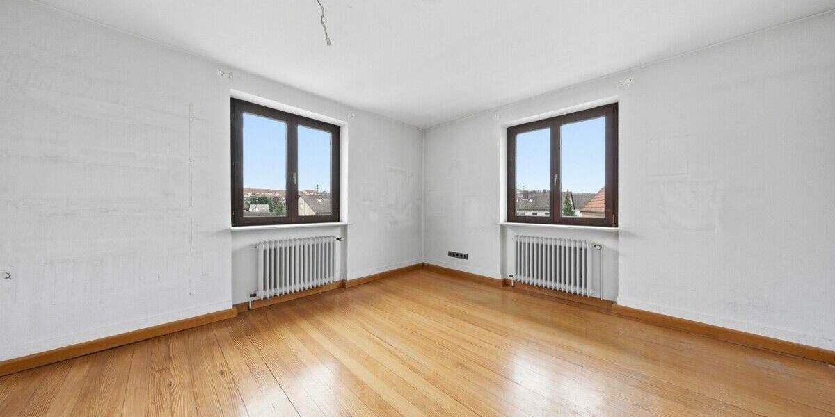 Einfamilienhaus Karlsbad Langensteinbach - 9 Zimmer, 203 m&sup2;, 449.000&euro; | Angebot:25916673