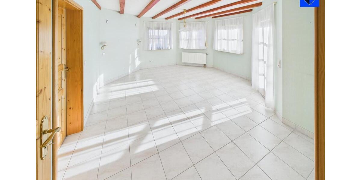 Einfamilienhaus Schömberg - 7 Zimmer, 266 m&sup2;, 995.000&euro; | Angebot:25480381