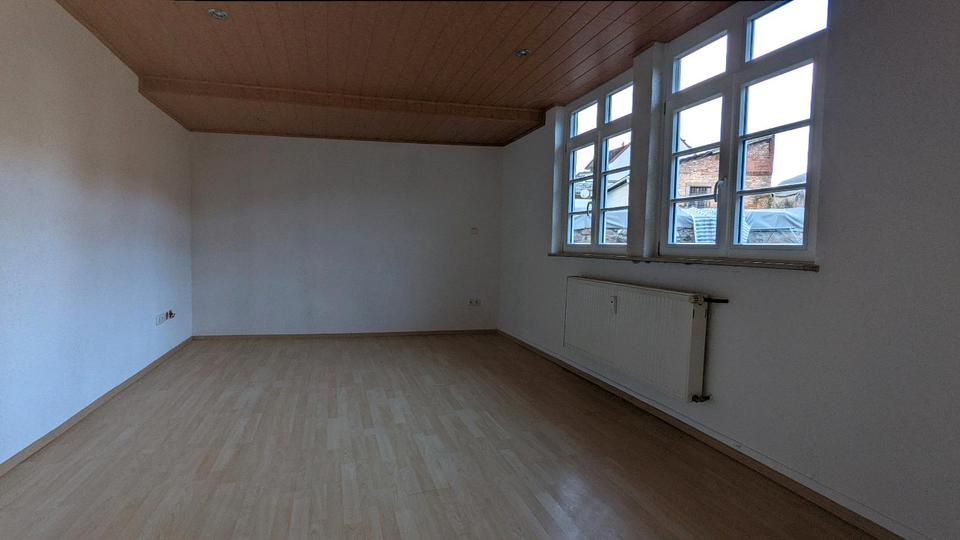 Etagenwohnung Gernsbach - 2 Zimmer, 82 m&sup2;, 1.000&euro; | Angebot:25777992