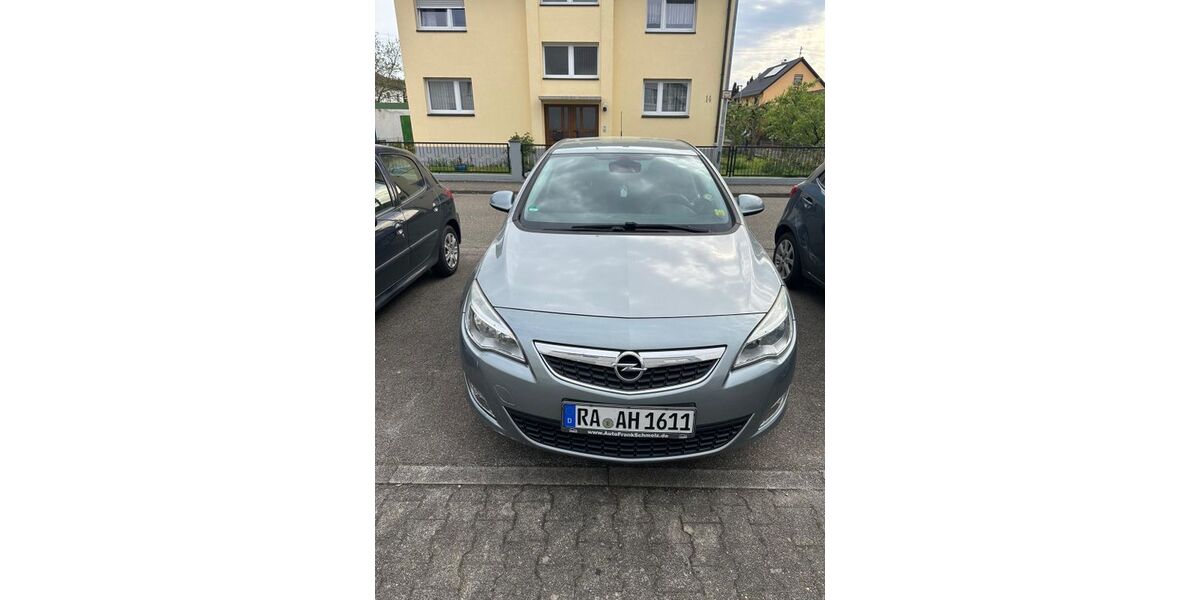 Opel Astra 107.000 km 5.700 &euro; Rastatt 76437