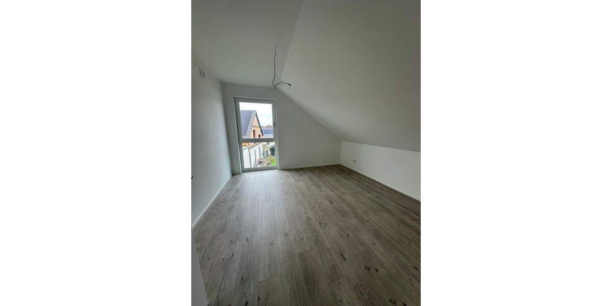 Einfamilienhaus Gaggenau - 5 Zimmer, 141 m&sup2;, 2.200&euro; | Angebot:25797712