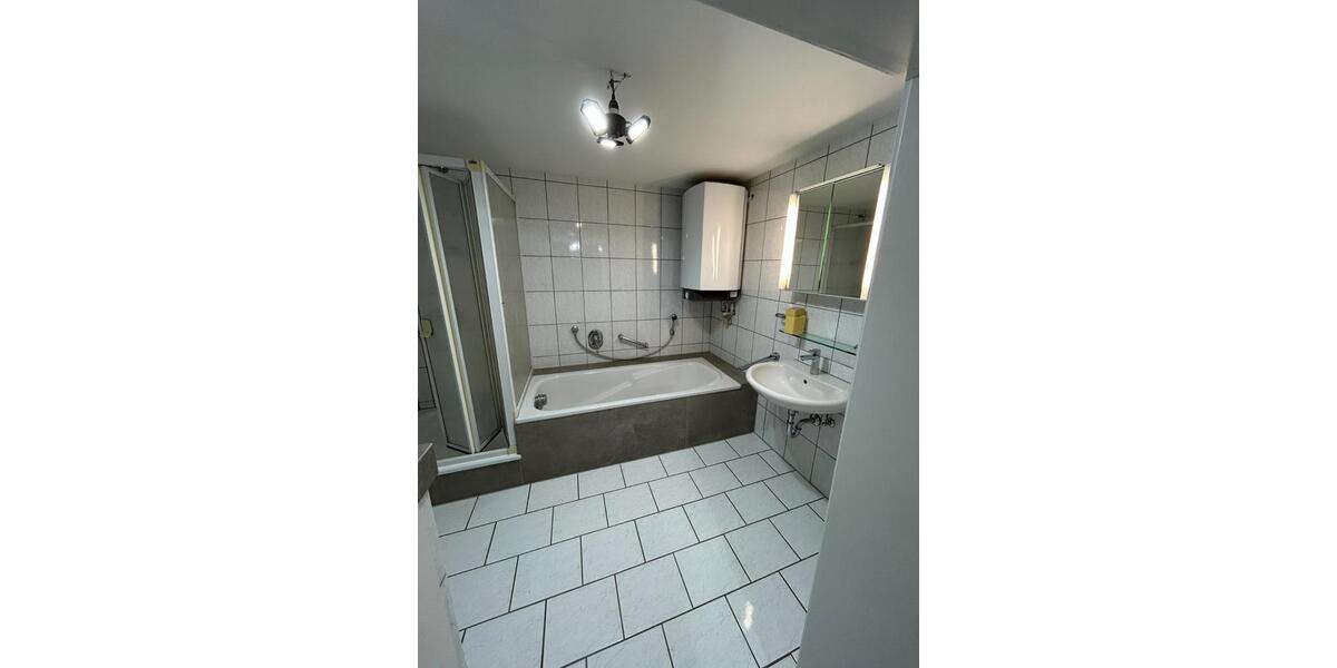 Erdgeschoßwohnung Rheinau - 3 Zimmer, 85 m&sup2;, 910&euro; | Angebot:25308138