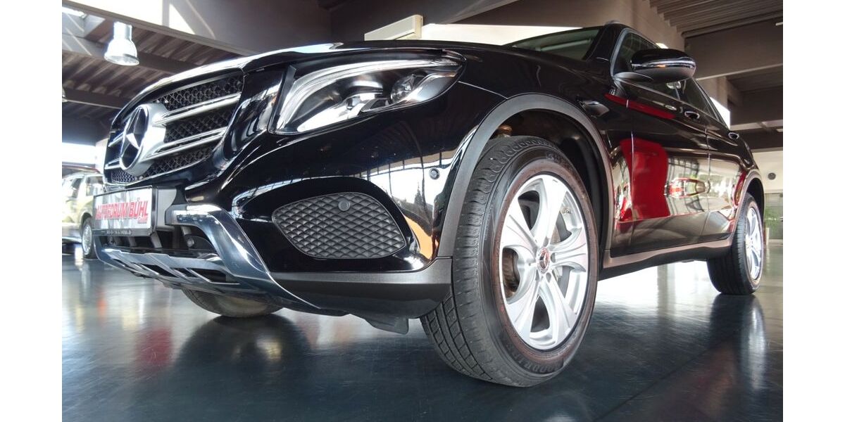 Mercedes-Benz GLC 220 109.547 km 27.480 &euro; Bühl 77815