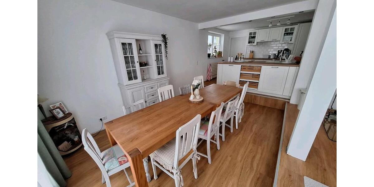 Einfamilienhaus Ötigheim - 7 Zimmer, 211 m&sup2;, 699.000&euro; | Angebot:25638900