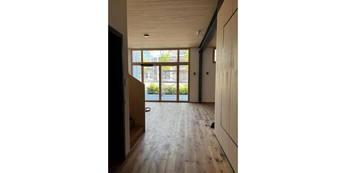 Etagenwohnung Achern - 5 Zimmer, 153 m&sup2;, 1.900&euro; | Angebot:25272121