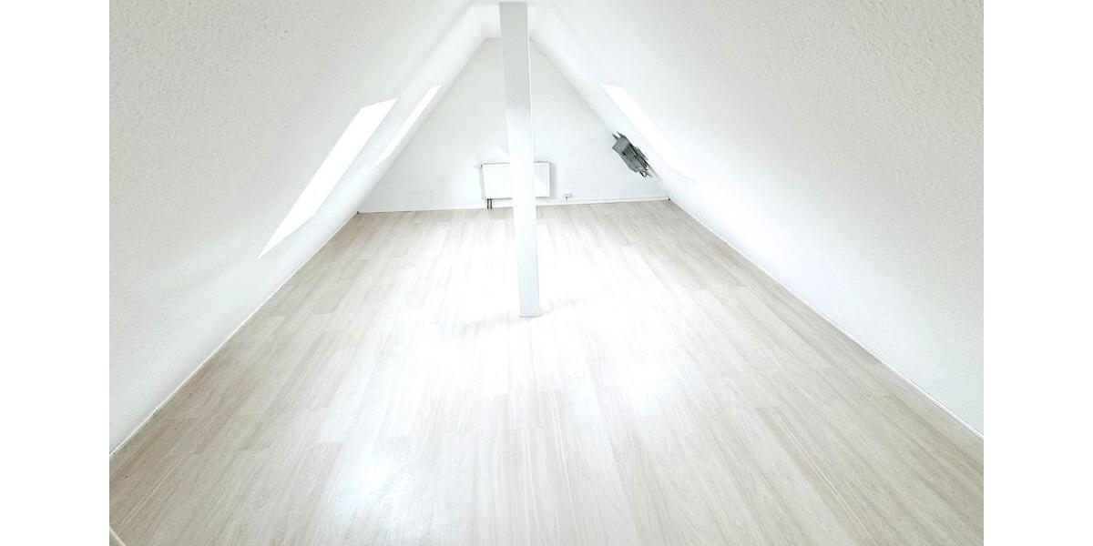 Etagenwohnung Ettlingen - 3 Zimmer, 120 m&sup2;, 1.100&euro; | Angebot:26646986