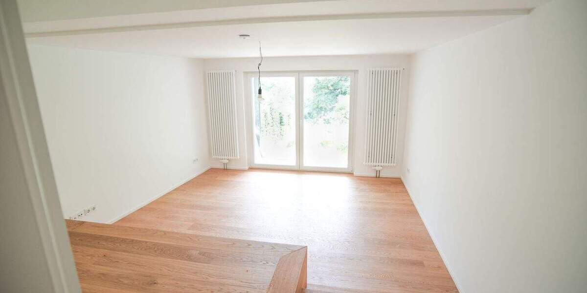 Doppelhaushälfte Baden-Baden Innenstadt - 8 Zimmer, 269 m&sup2;, 1.650.000&euro; | Angebot:25666703