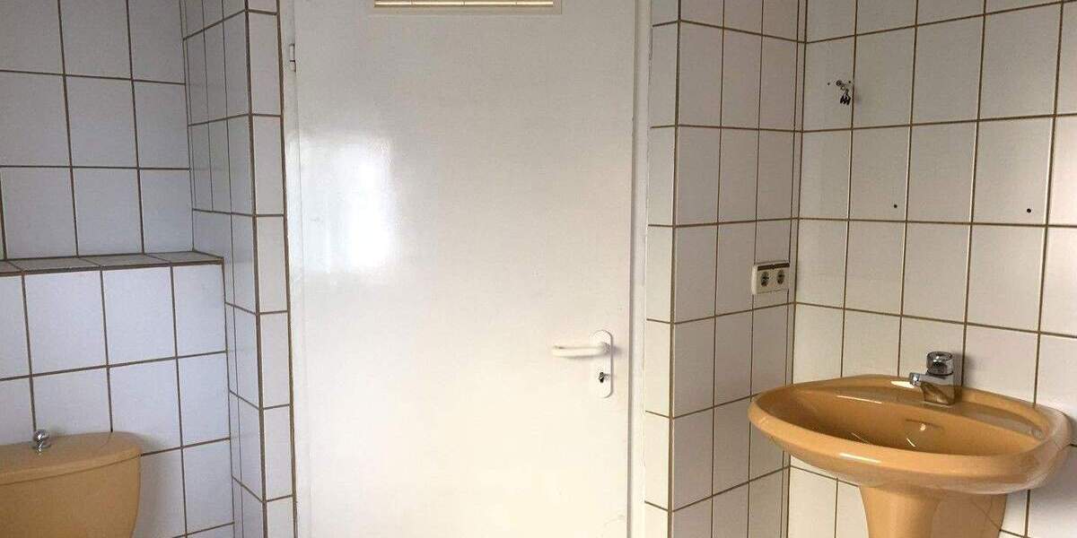 Mehrfamilienhaus, Wohnhaus Gaggenau - 5 Zimmer, 153 m&sup2;, 240.000&euro; | Angebot:25696034