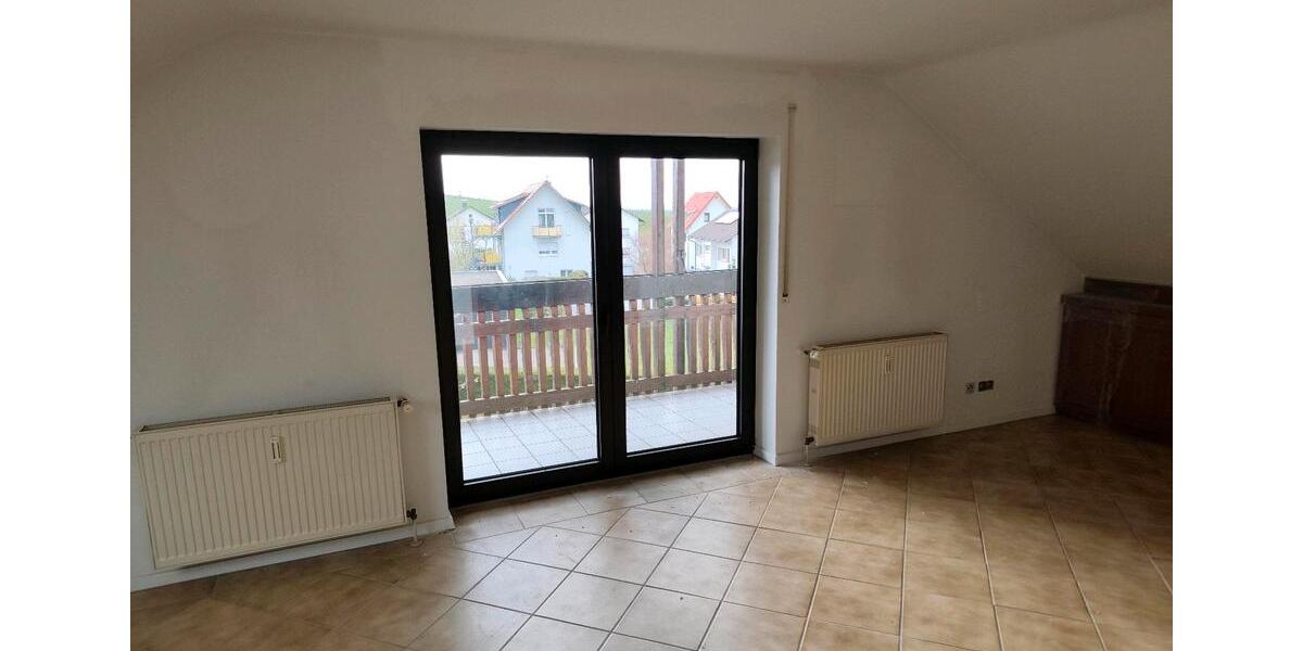 Dachgeschoßwohnung Baden-Baden Lichtental - 2 Zimmer, 75 m&sup2;, 850&euro; | Angebot:25892349