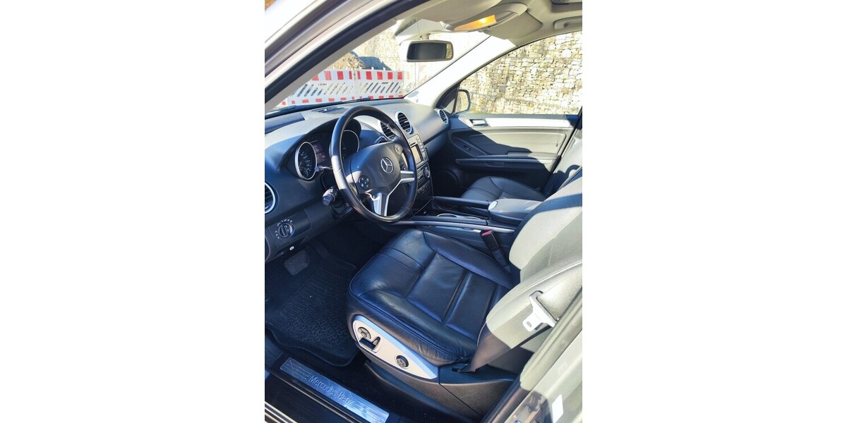 Mercedes-Benz ML 500 186.304 km 17.999 &euro; Loffenau 76597