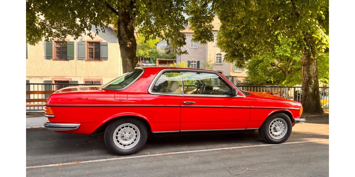 Mercedes-Benz 230 157.000 km 21.500 &euro; Gaggenau 76571