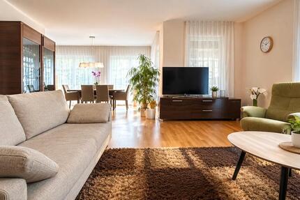 Wohnung Baden-Baden Baden - 3 Zimmer, 128 m&sup2;, 2.300&euro; | Angebot:27565773