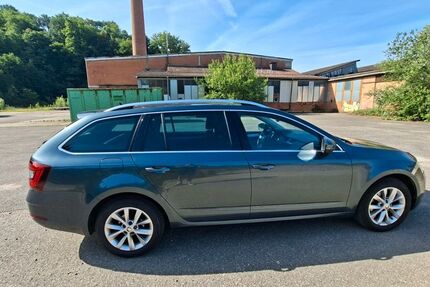 Skoda Octavia 115.000 km 12.400 &euro; Achern 77855