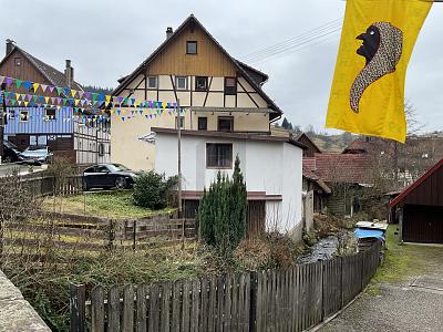 WOHNEN WIE IM URLAUB MIT HERRLICHEM BLICK - Mehrfamilienhaus, Wohnhaus Gernsbach | Angebot:26617578