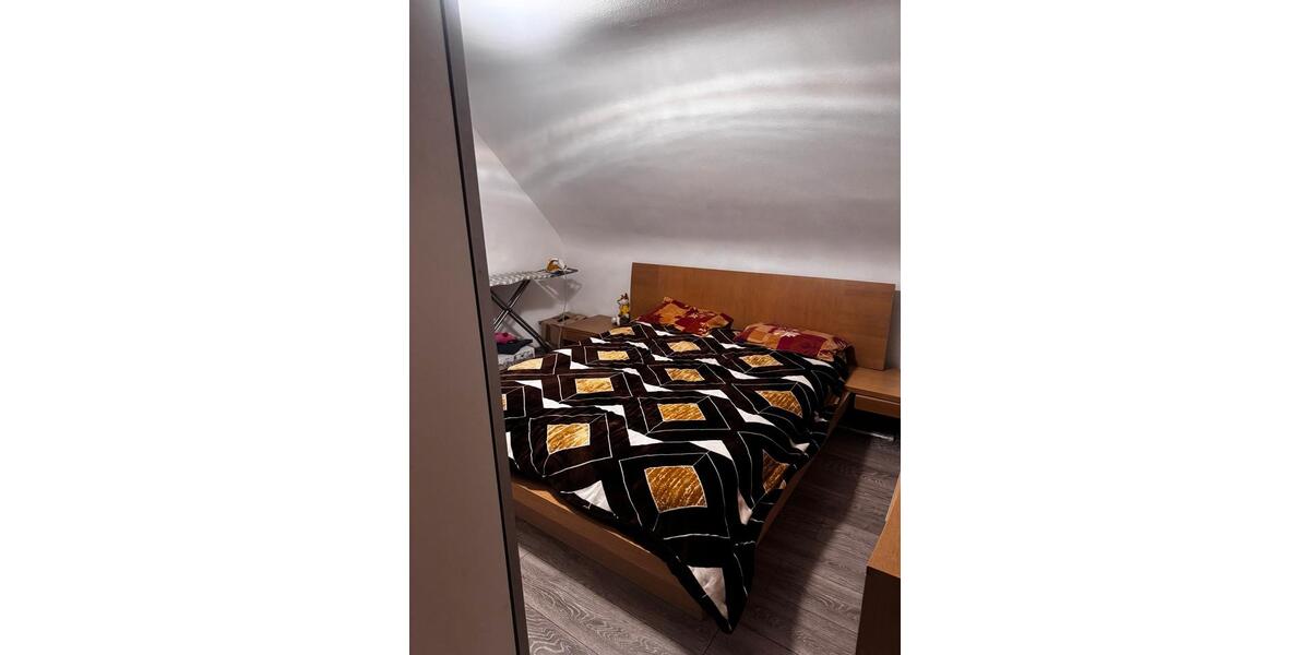 Etagenwohnung Malsch - 3 Zimmer, 83 m&sup2;, 1.040&euro; | Angebot:25942005