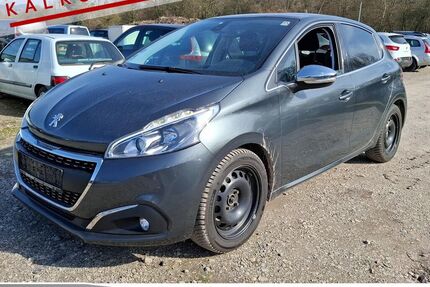Peugeot 208 54.701 km 6.985 &euro; Achern 77855