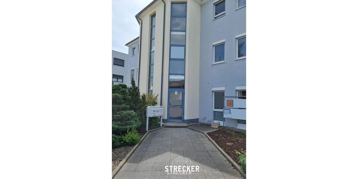 Gewerbeobjekt Karlsbad Langensteinbach - 4 Zimmer, 120 m&sup2;, 900&euro; | Angebot:25703449