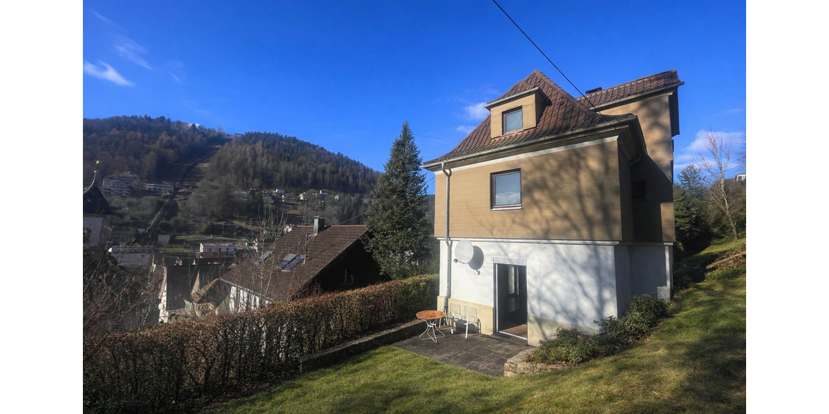 Mehrfamilienhaus, Wohnhaus Bad Wildbad - 7 Zimmer, 160 m&sup2;, 299.000&euro; | Angebot:24698220