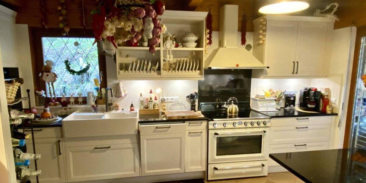 Einfamilienhaus Baden-Baden Weststadt - 7 Zimmer, 232 m&sup2;, 1.230.000&euro; | Angebot:26023382