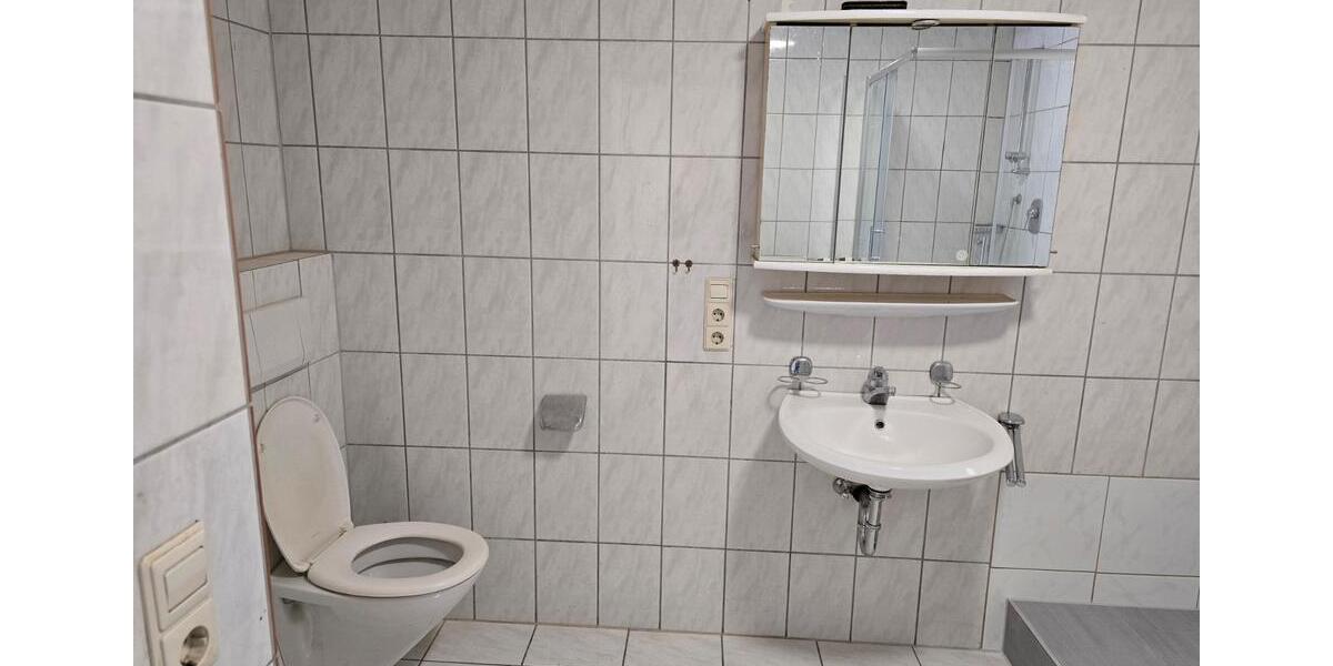 Etagenwohnung Bad Wildbad - 2.5 Zimmer, 61 m&sup2;, 500&euro; | Angebot:26680582