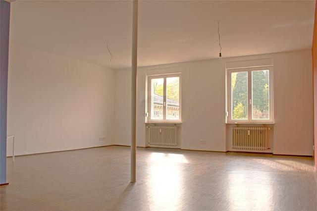 Etagenwohnung Baden-Baden Baden - 2.5 Zimmer, 78 m&sup2;, 1.000&euro; | Angebot:24541033