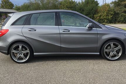 Mercedes-Benz B 250 67.000 km 17.900 &euro; Bühlertal 77830