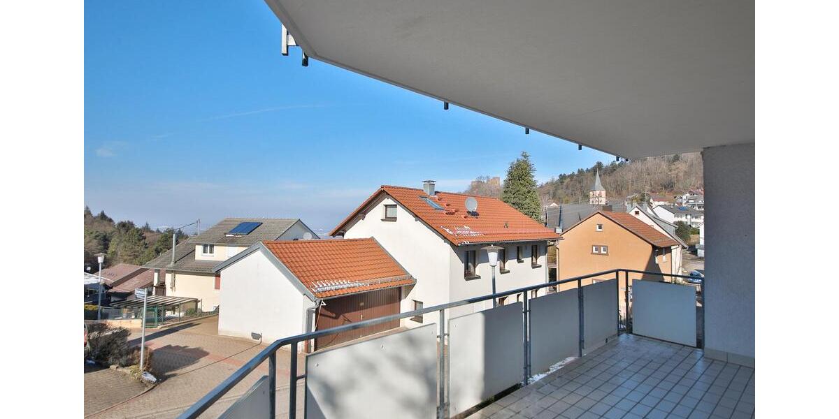 Etagenwohnung Baden-Baden Baden - 3 Zimmer, 95 m&sup2;, 1.140&euro; | Angebot:26664681