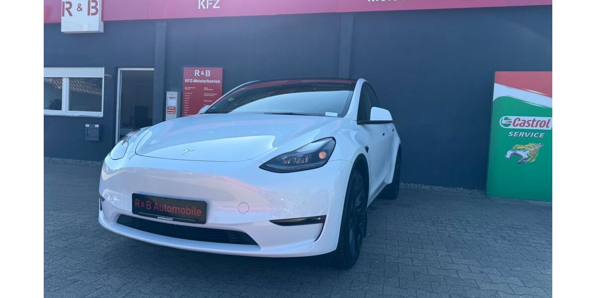 Tesla Model Y 29.963 km 35.499 &euro; Gaggenau 76571