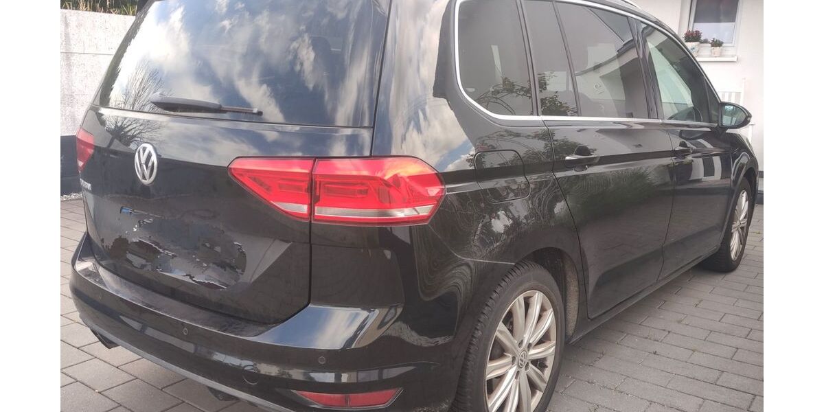 VW Touran 74.000 km 19.599 &euro; Baden-Baden 76532