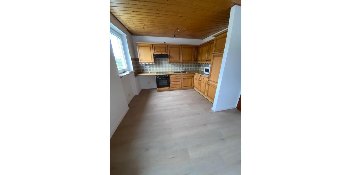 Reihenhaus Gernsbach - 4 Zimmer, 113 m&sup2;, 1.200&euro; | Angebot:26616550