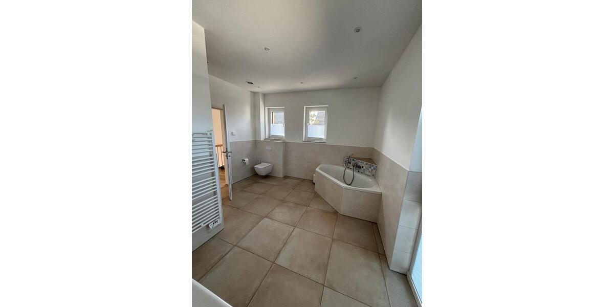 Einfamilienhaus Loffenau - 5 Zimmer, 158 m&sup2;, 790.000&euro; | Angebot:25979312