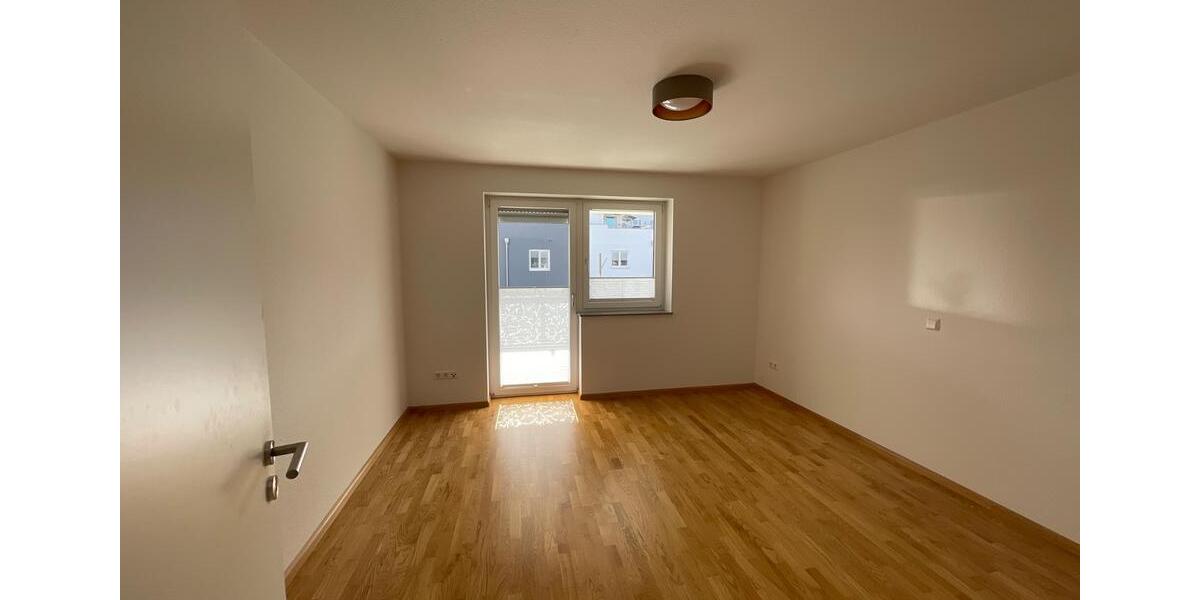 Etagenwohnung Achern - 2 Zimmer, 94 m&sup2;, 1.450&euro; | Angebot:25919142