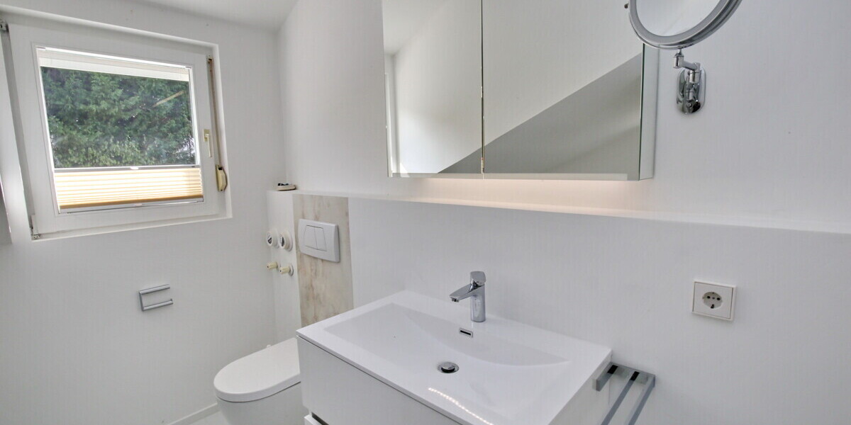 Exklusives Einfamilienhaus mit ELW in Traumlage - Zweifamilienhaus Sinzheim | Angebot:25419100