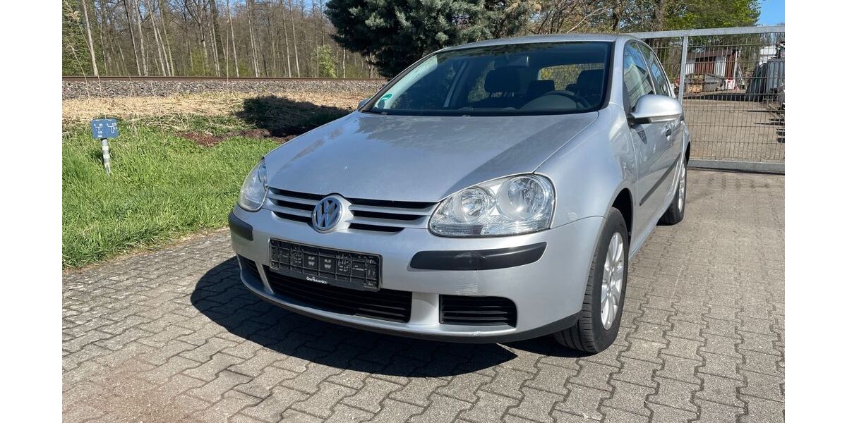 VW Golf 175.000 km 2.499 &euro; Rheinstetten 76287
