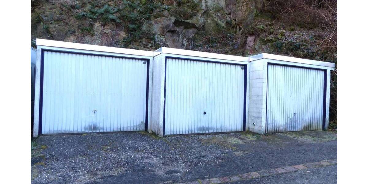 Etagenwohnung Baden-Baden / Neuweier Neuweier - 3 Zimmer, 84 m&sup2;, 268.000&euro; | Angebot:25694705