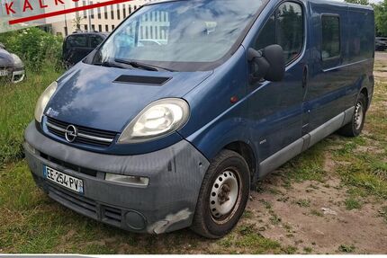 Opel Vivaro 196.603 km 3.785 &euro; Achern 77855