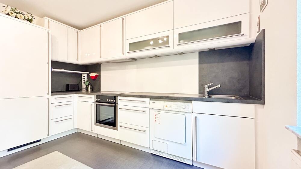 Kapitalanleger aufgepasst! 1-2-Zimmer Single Wohnung mit EBK + 2 Stellplätze - Erdgeschoßwohnung Baden-Baden Baden | Angebot:13157679