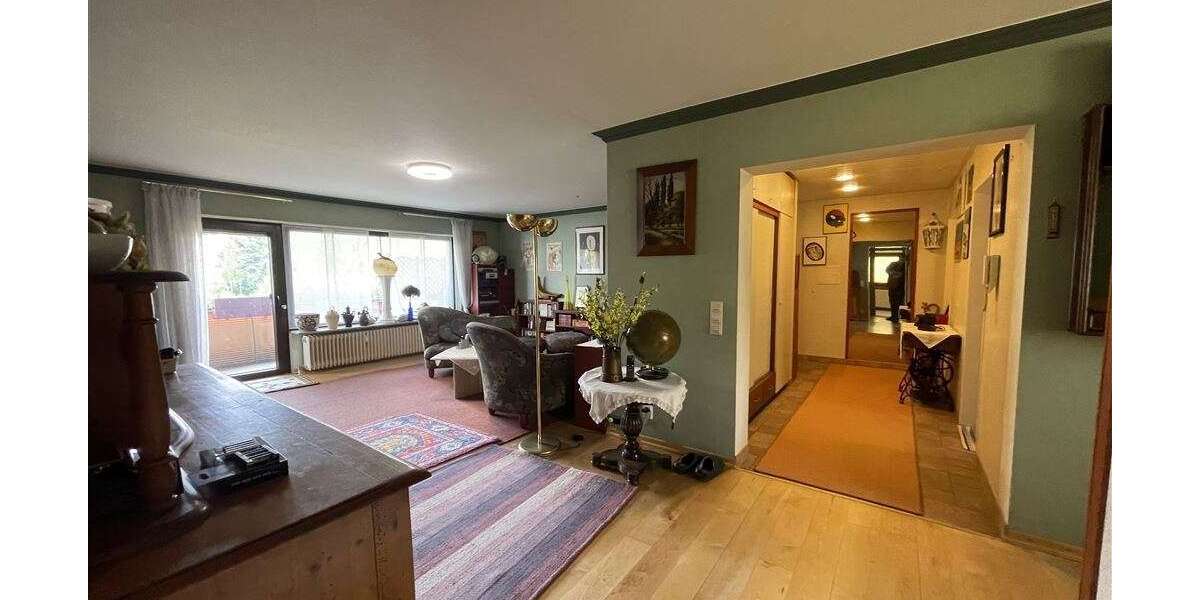 Etagenwohnung Bühl - 3 Zimmer, 106 m&sup2;, 249.000&euro; | Angebot:26014702