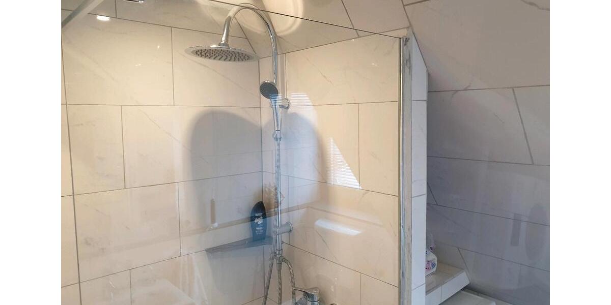 Dachgeschoßwohnung Gernsbach - 3 Zimmer, 68 m&sup2;, 1.000&euro; | Angebot:25540104