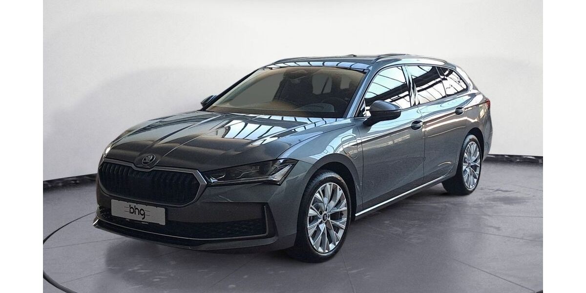 Skoda Superb 3.000 km 46.990 &euro; Ettlingen 76275