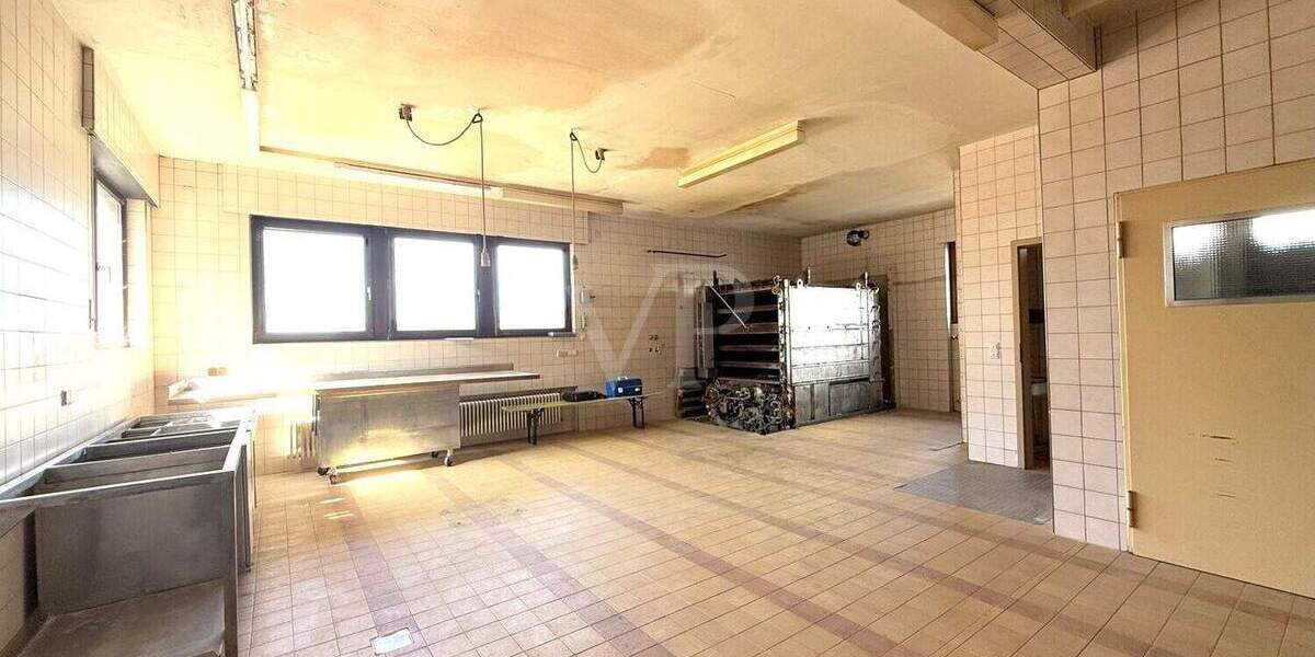 Mehrfamilienhaus, Wohnhaus Dobel - 1 Zimmer, 288 m&sup2;, 550.000&euro; | Angebot:25691738