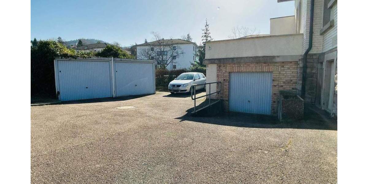 Mehrfamilienhaus, Wohnhaus Gernsbach - 6 Zimmer, 178 m&sup2;, 325.000&euro; | Angebot:25669029